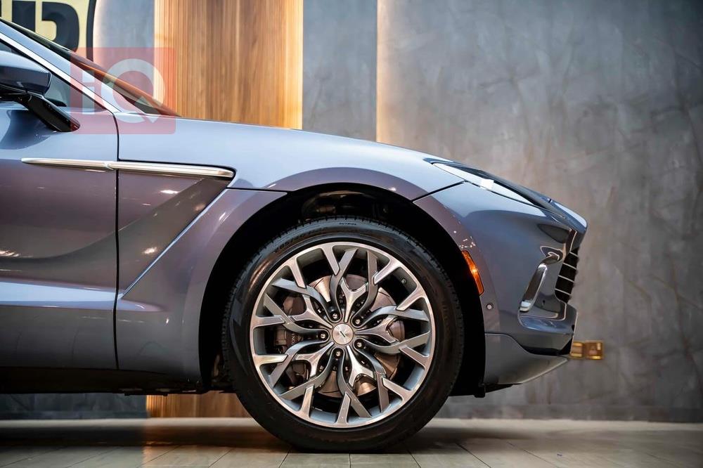 ئەستۆن مارتن DB11